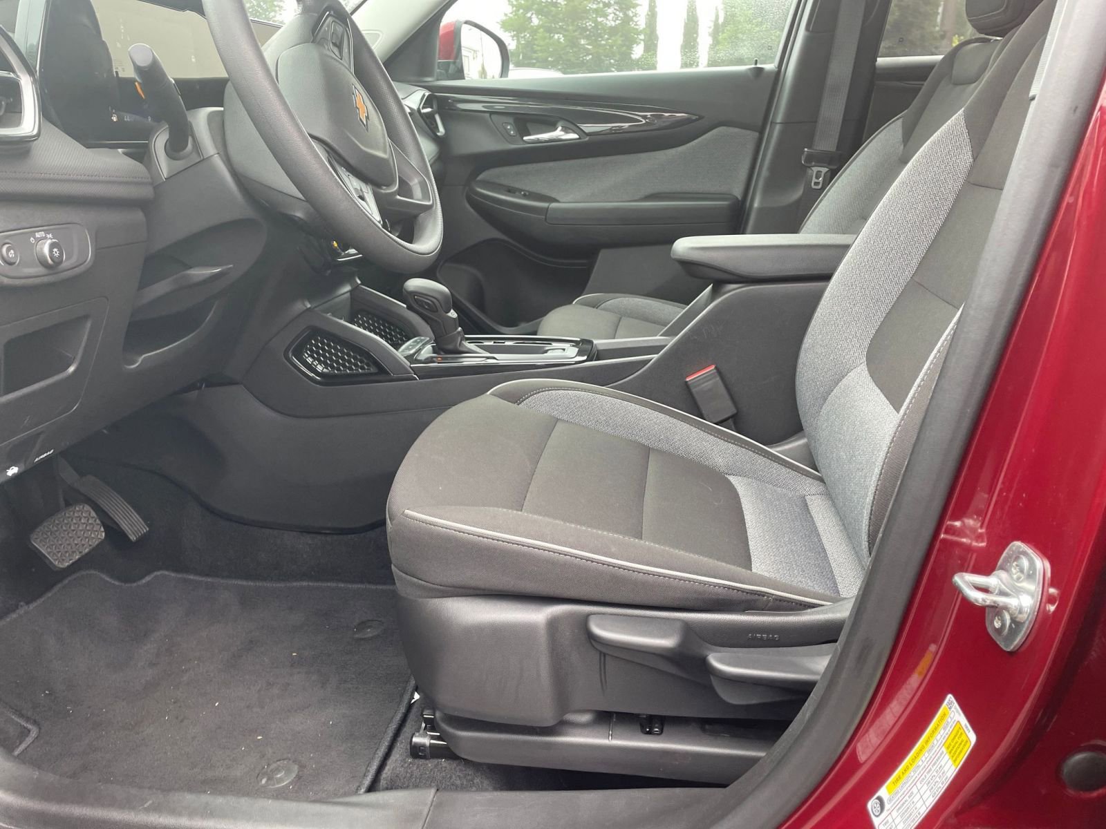 Thumbnail: 2025 Chevrolet TrailBlazer - 21