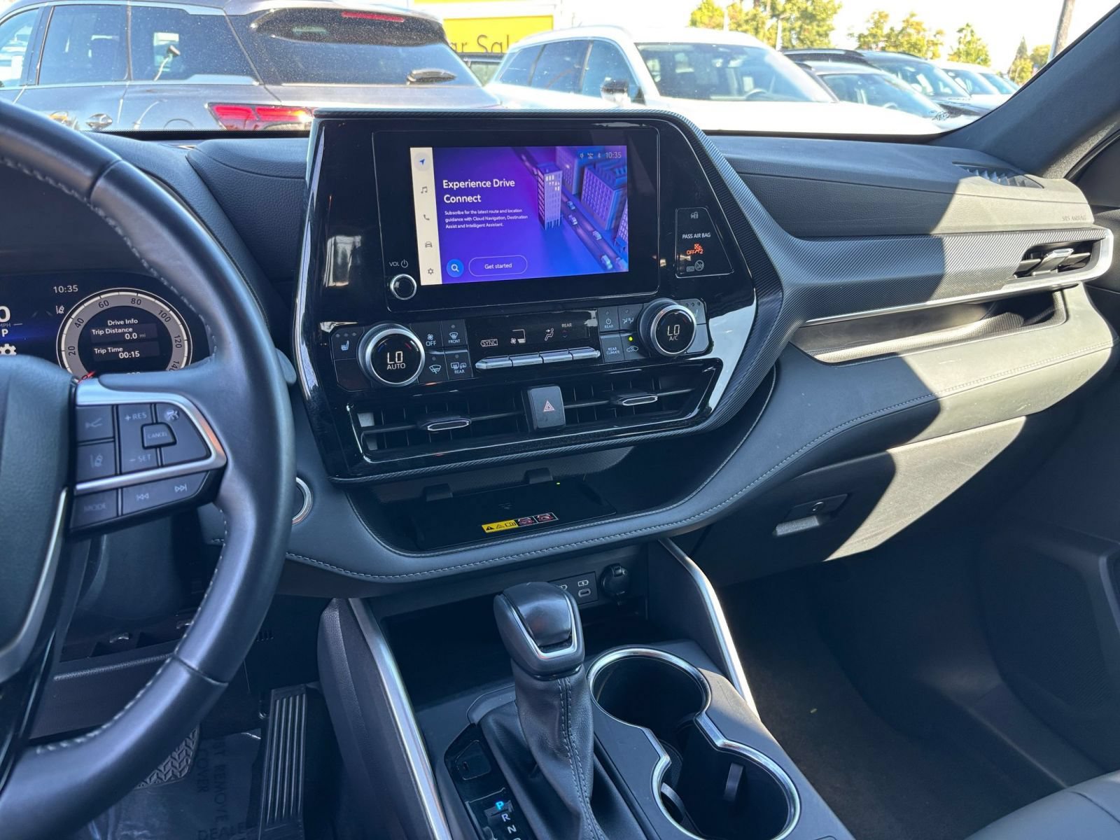 Thumbnail: 2025 Toyota Highlander - 16