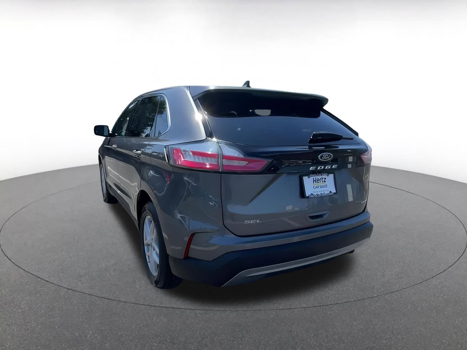 Thumbnail: 2023 Ford Edge - 11