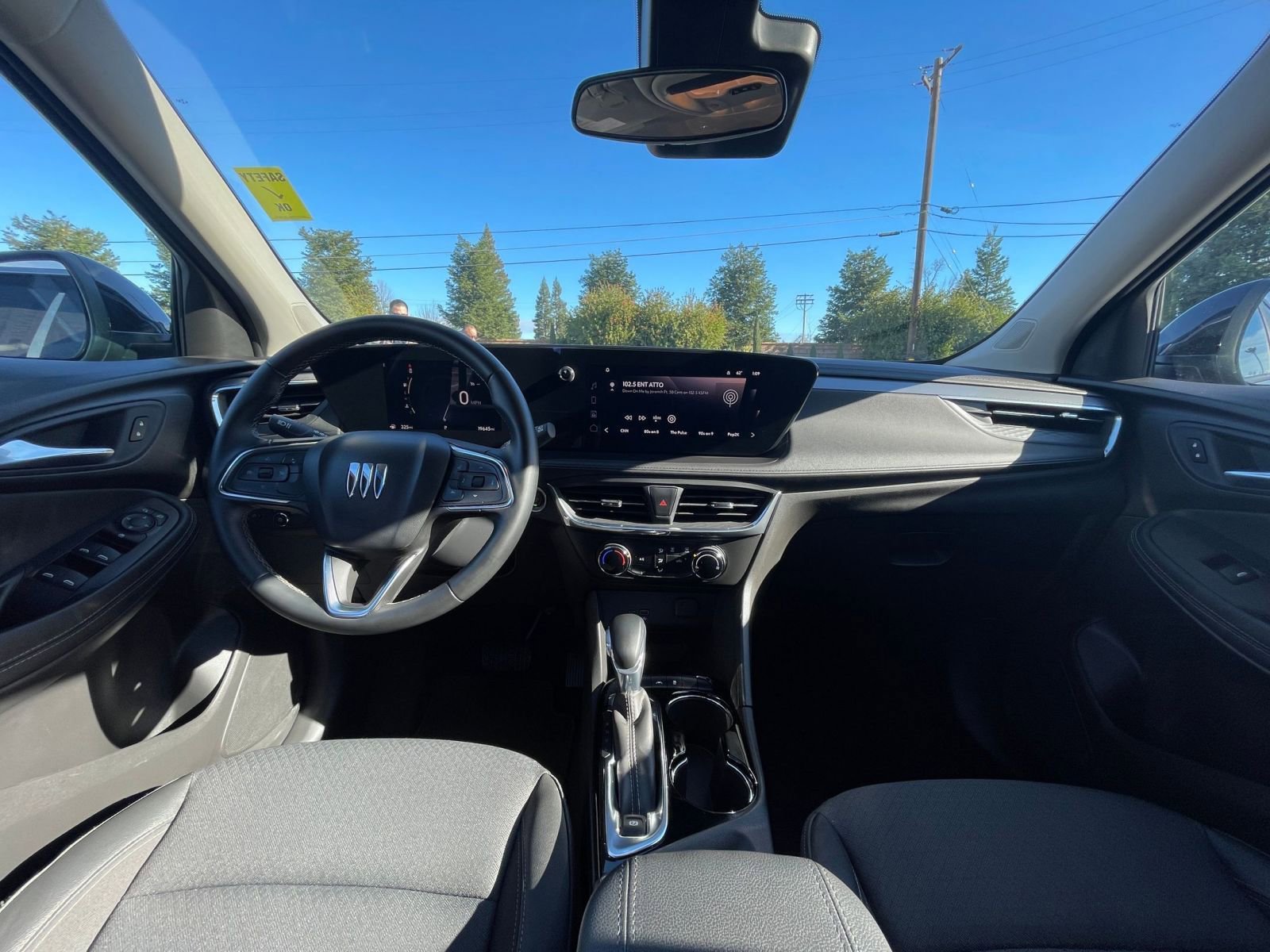 Thumbnail: 2025 Buick Encore GX - 33