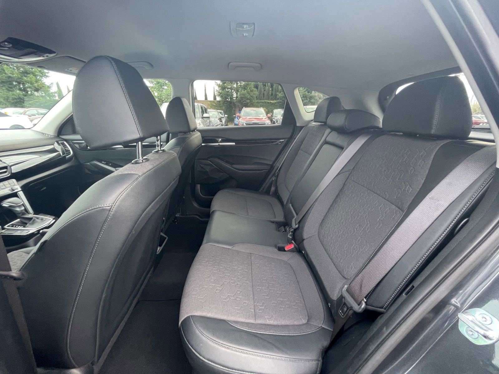 Thumbnail: 2025 Kia Seltos - 21