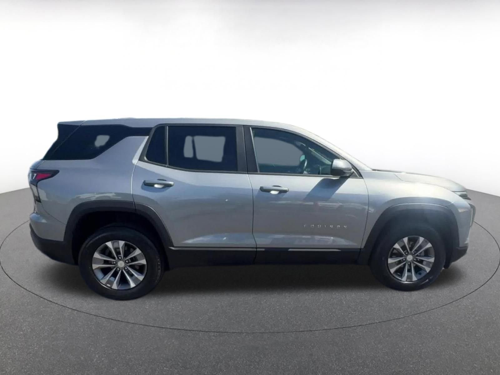 Thumbnail: 2025 Chevrolet Equinox - 16
