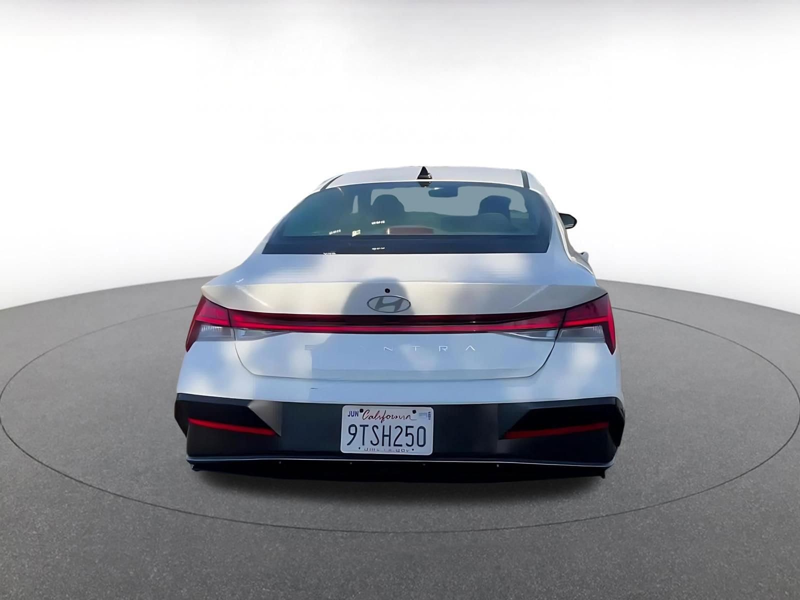 Thumbnail: 2025 Hyundai Elantra - 12