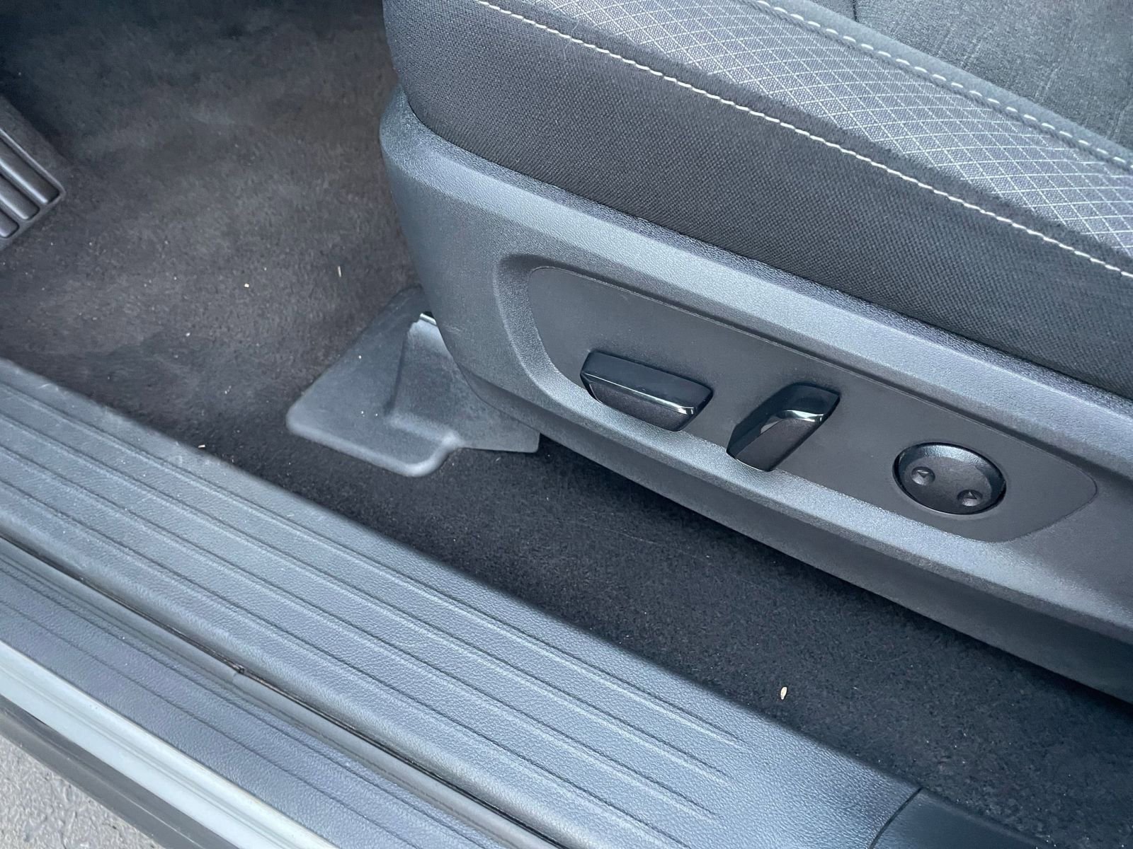 Thumbnail: 2025 Nissan Pathfinder - 24