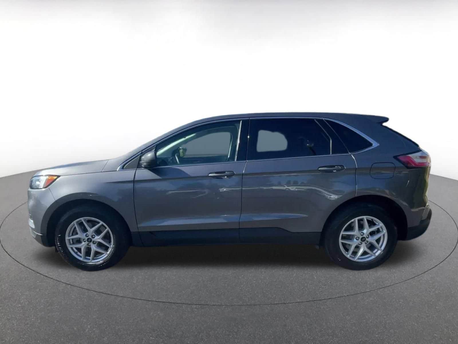 Thumbnail: 2024 Ford Edge - 9