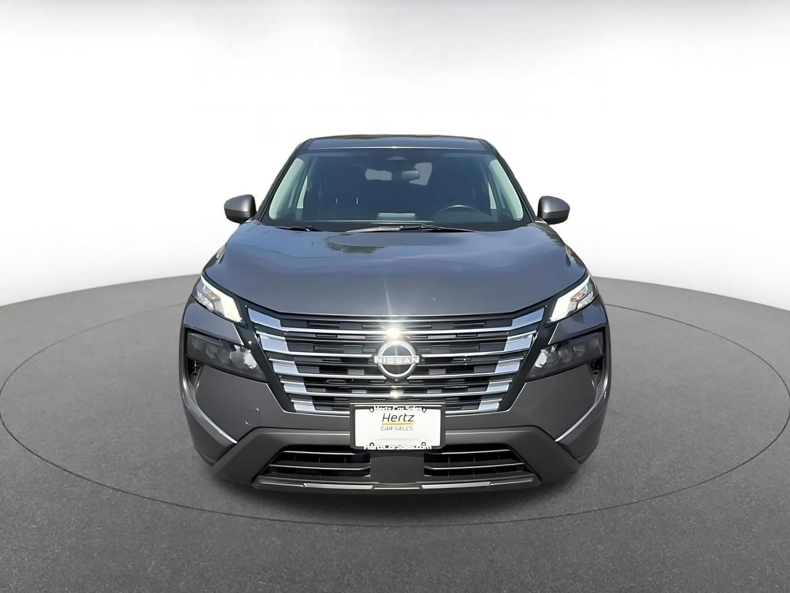 Thumbnail: 2025 Nissan Rogue - 4