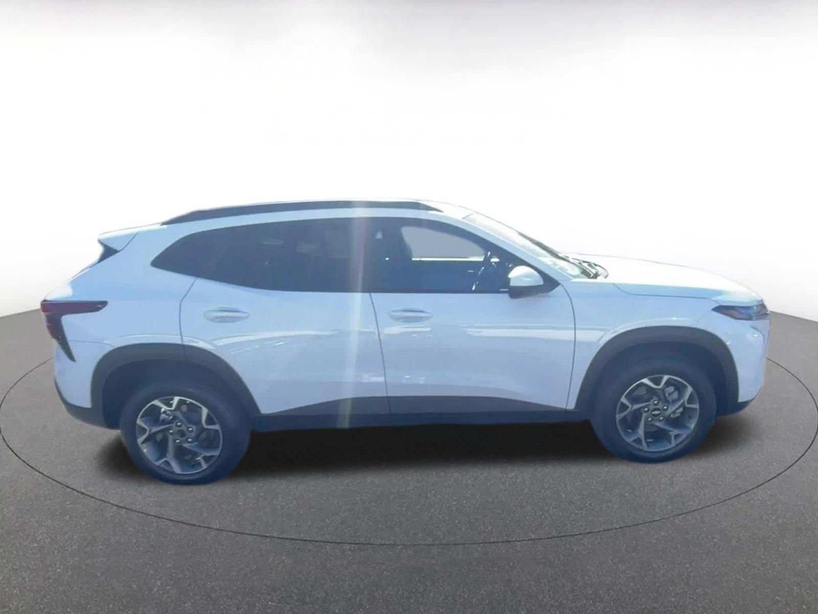 Thumbnail: 2025 Chevrolet Trax - 16