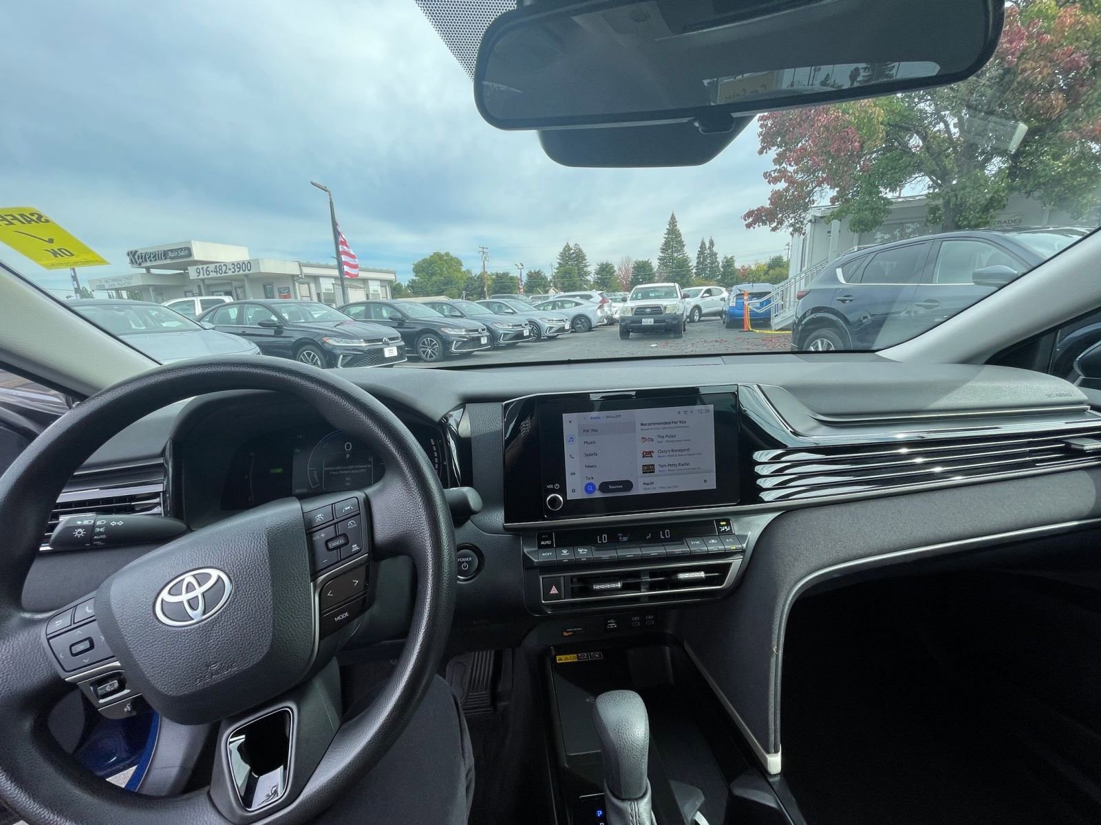 Thumbnail: 2025 Toyota Camry - 27