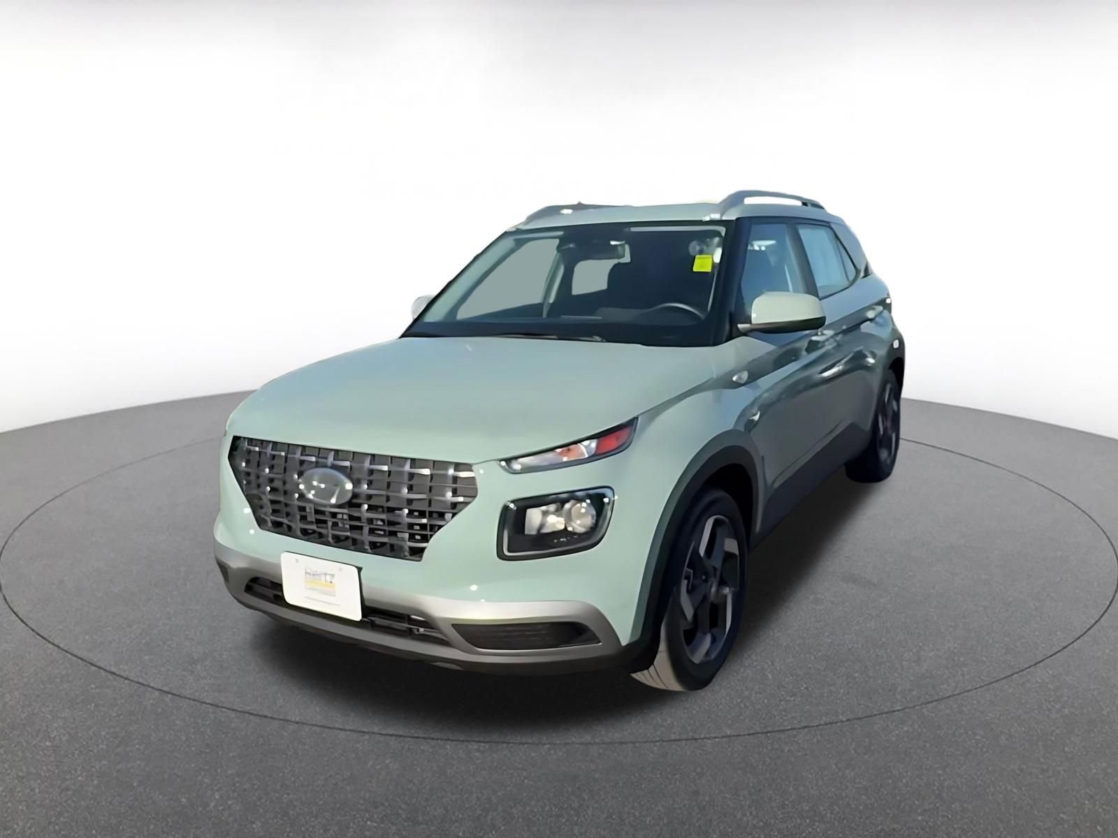 Thumbnail: 2025 Hyundai Venue - 7