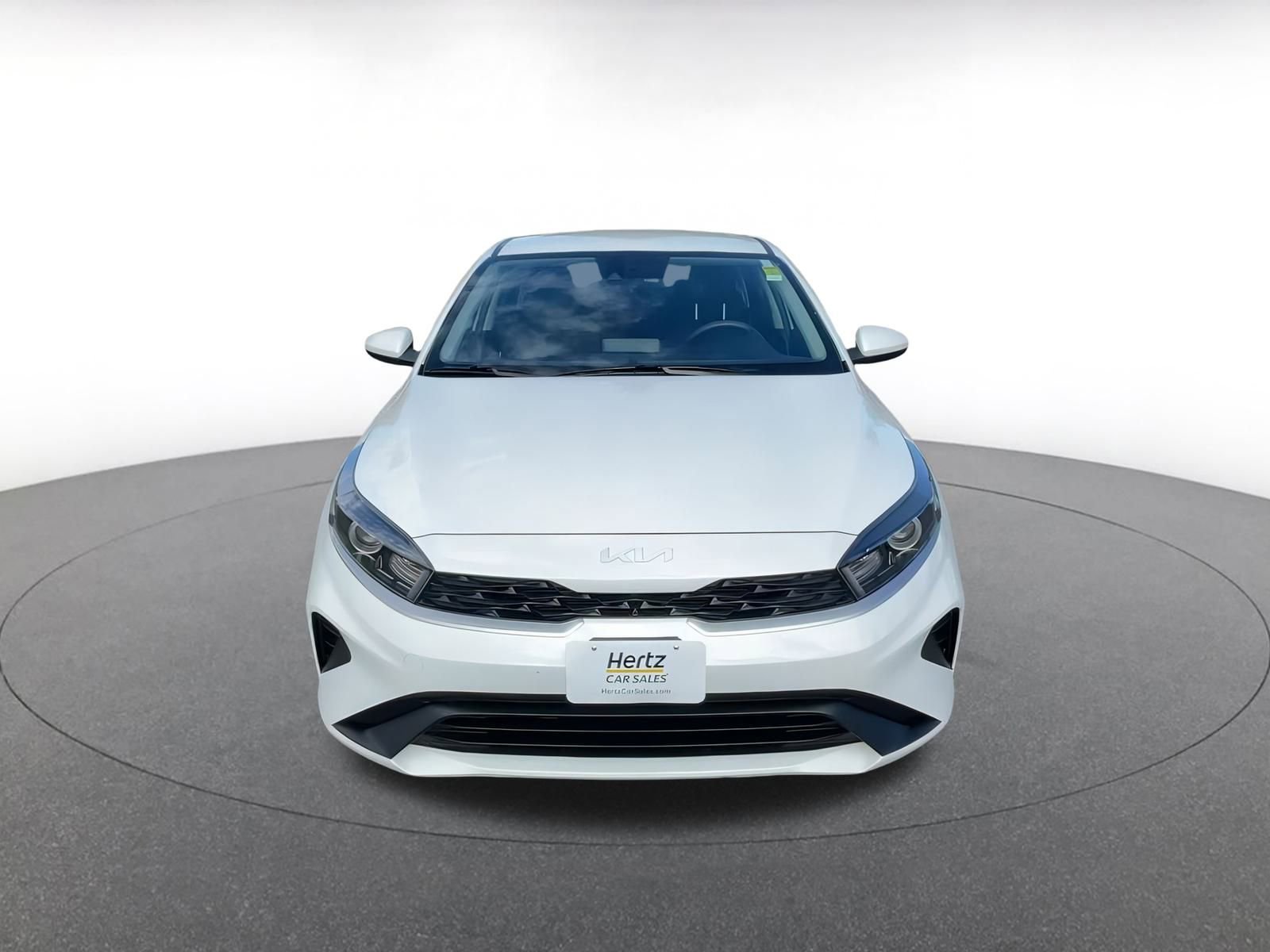 Thumbnail: 2024 Kia Forte - 4