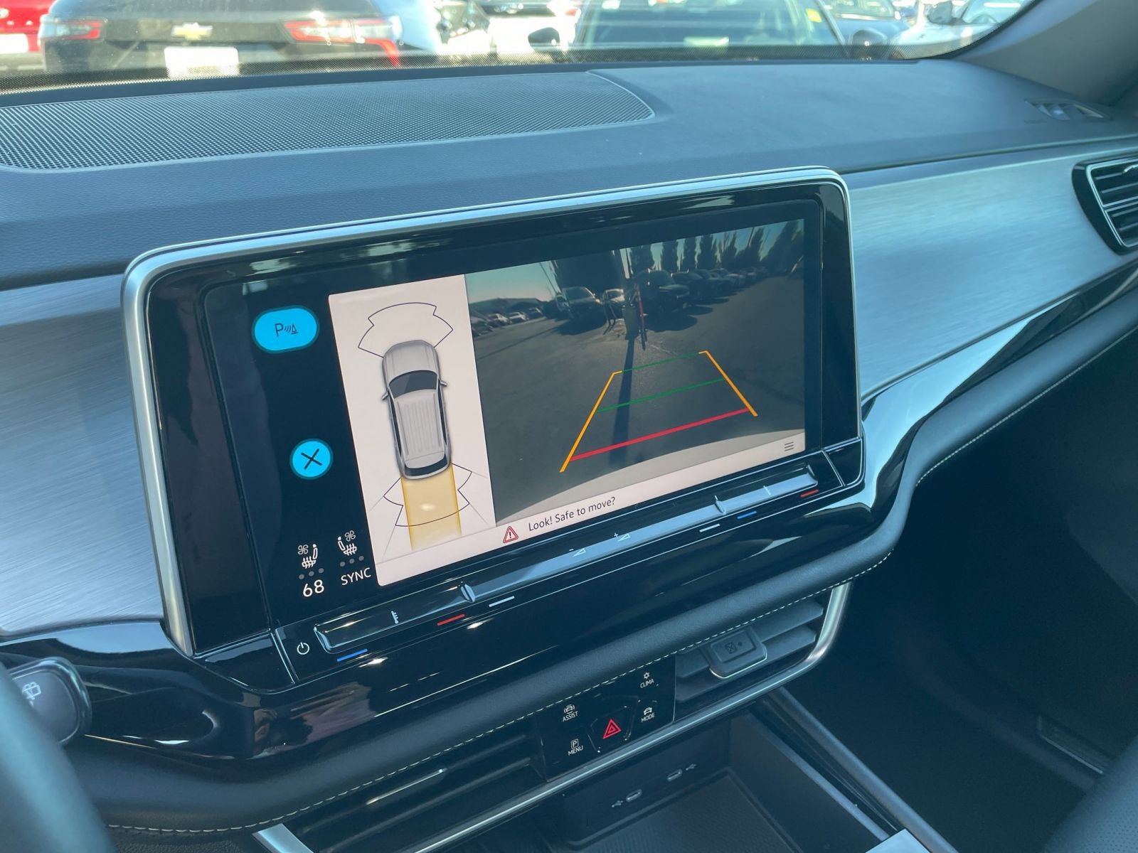 Thumbnail: 2025 Volkswagen Atlas - 17