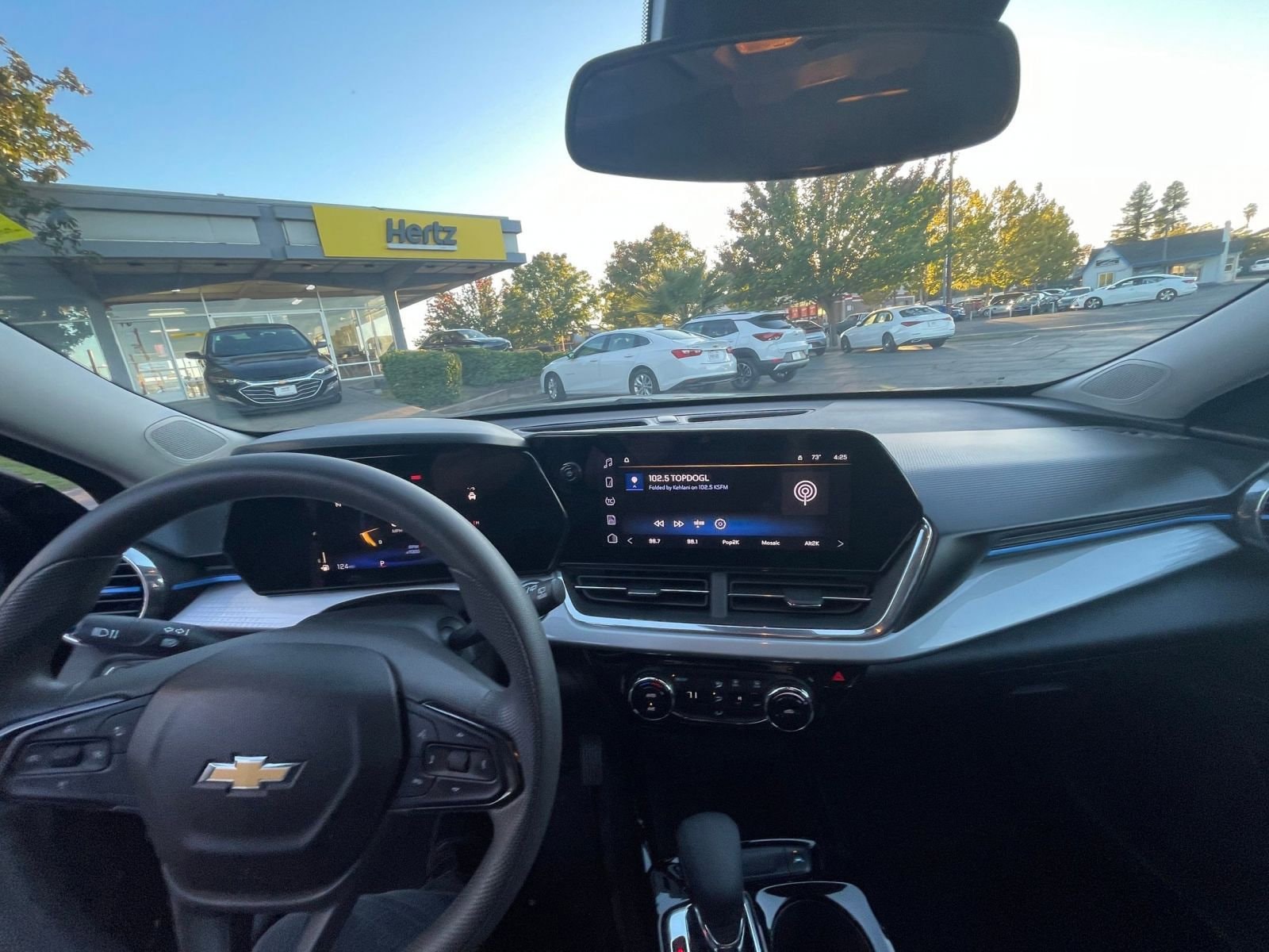 Thumbnail: 2025 Chevrolet Trax - 27