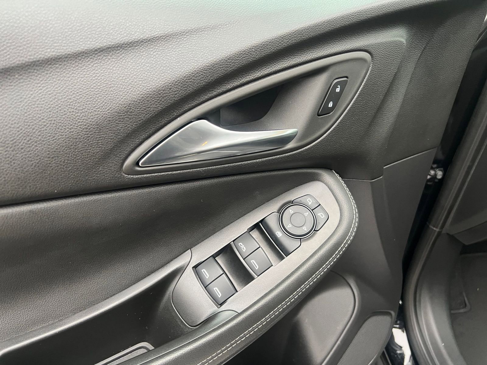 Thumbnail: 2025 Buick Encore GX - 20