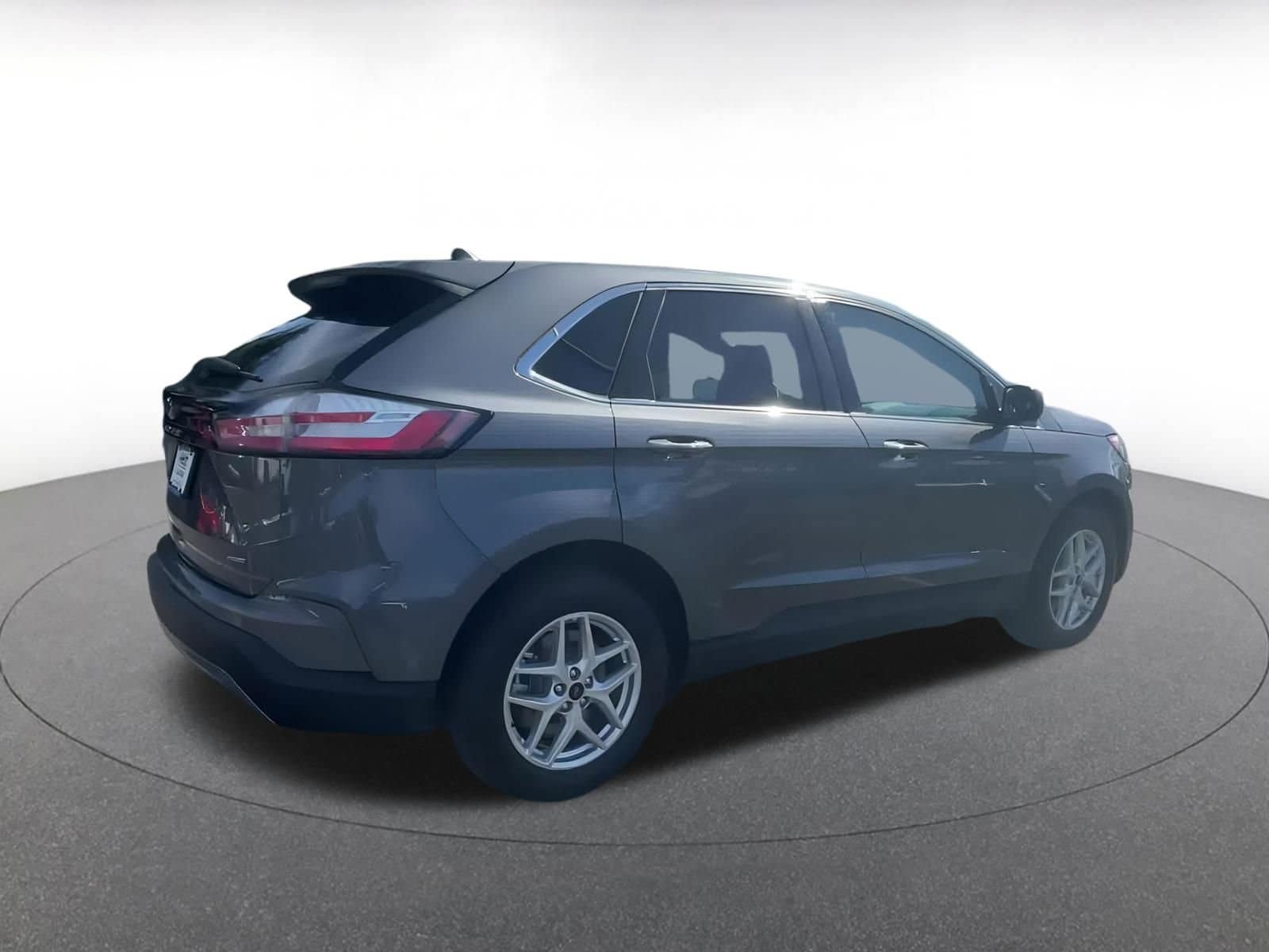 Thumbnail: 2024 Ford Edge - 15