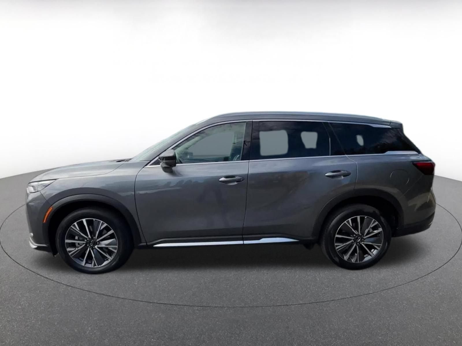 Thumbnail: 2026 INFINITI QX60 - 9