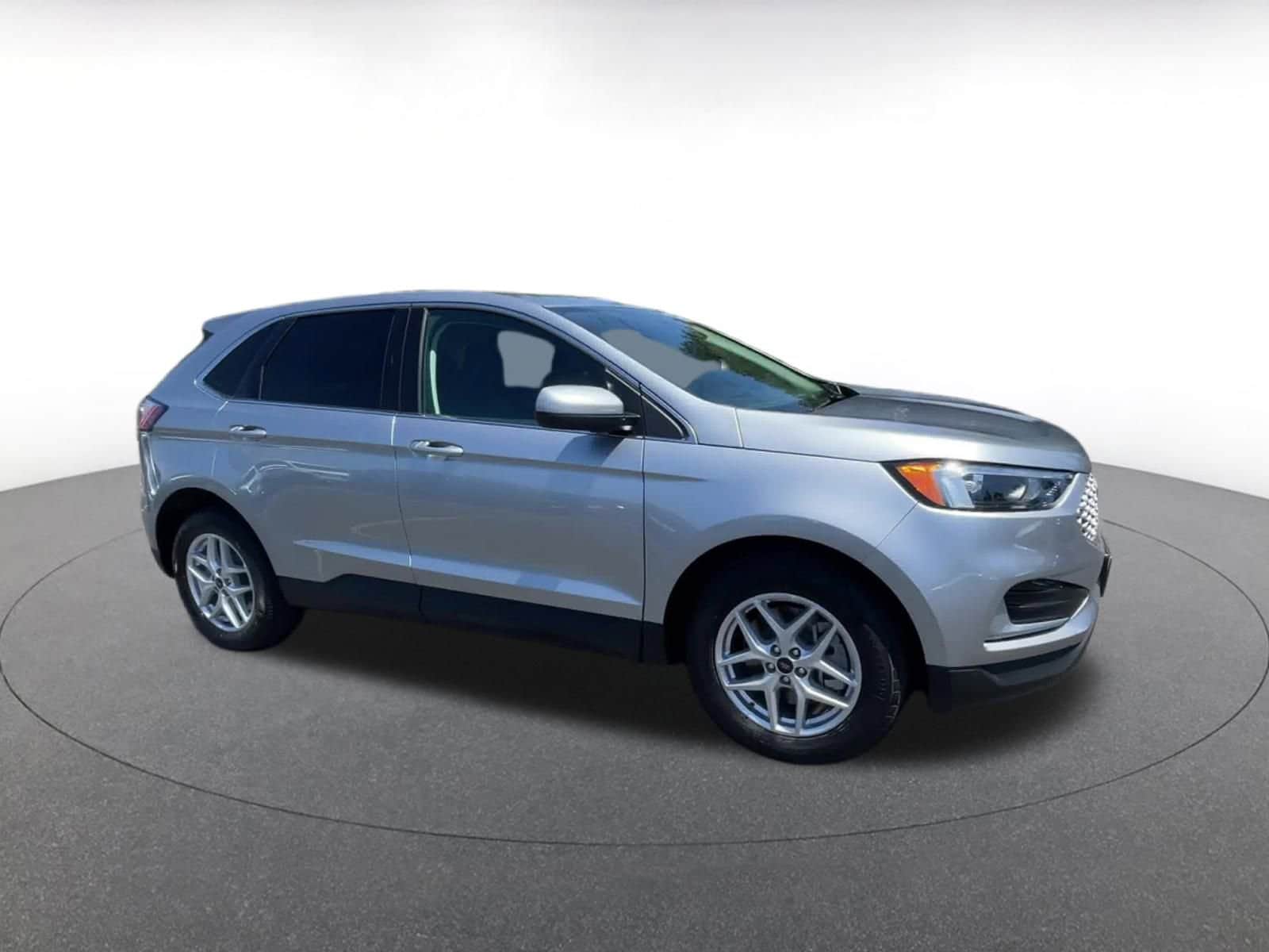 Thumbnail: 2024 Ford Edge - 2