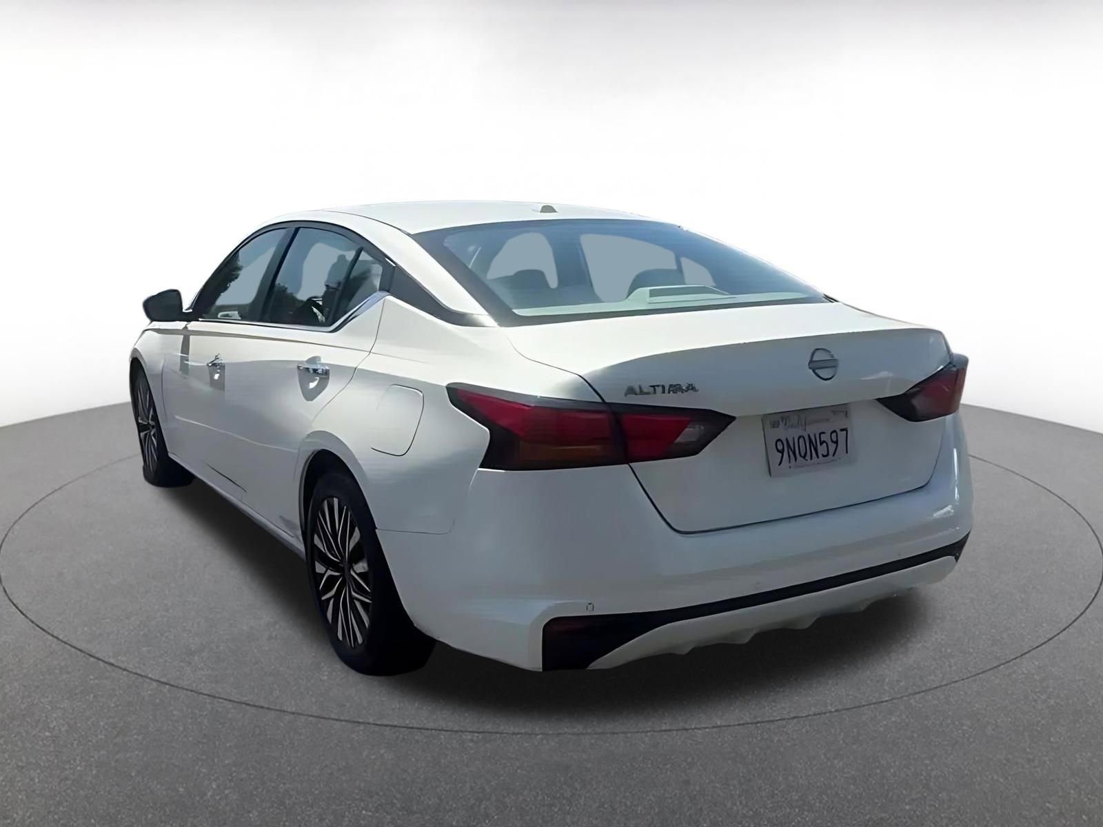 Thumbnail: 2025 Nissan Altima - 11