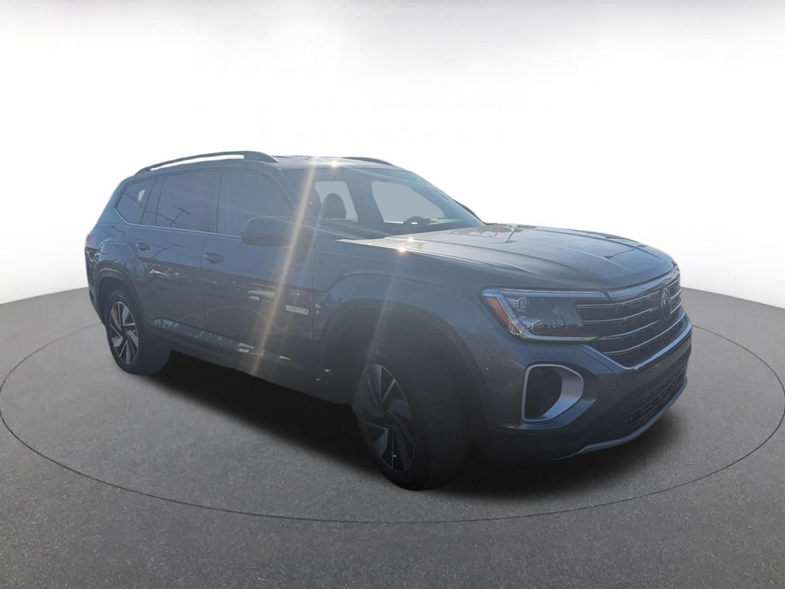 Thumbnail: 2025 Volkswagen Atlas - 1