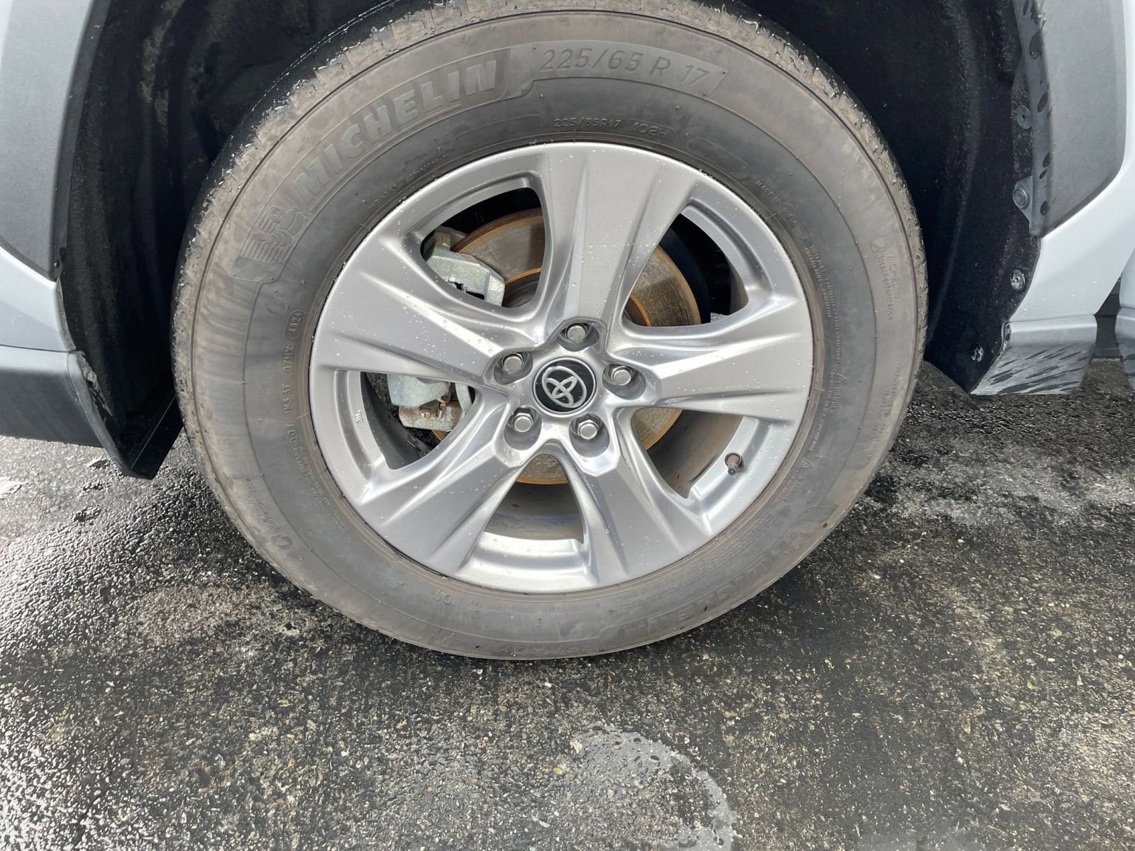 Thumbnail: 2025 Toyota RAV4 - 23