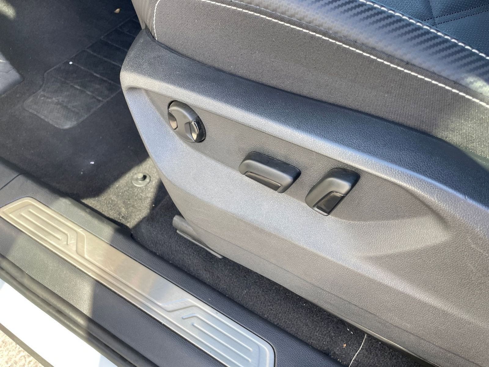 Thumbnail: 2025 Volkswagen Atlas - 24