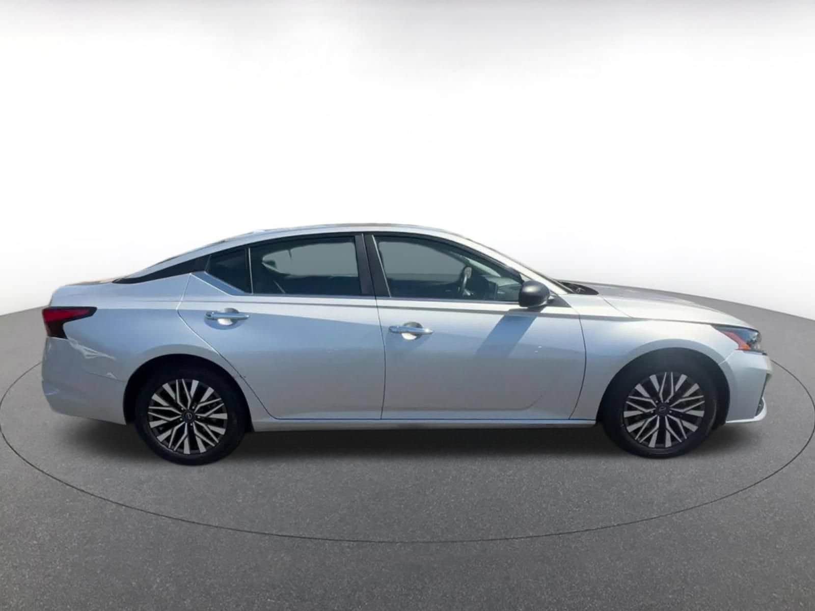Thumbnail: 2024 Nissan Altima - 16