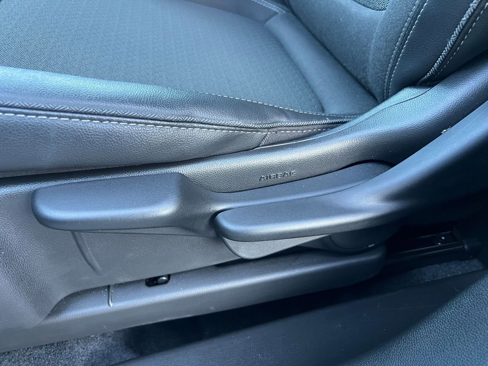 Thumbnail: 2025 Buick Encore GX - 23