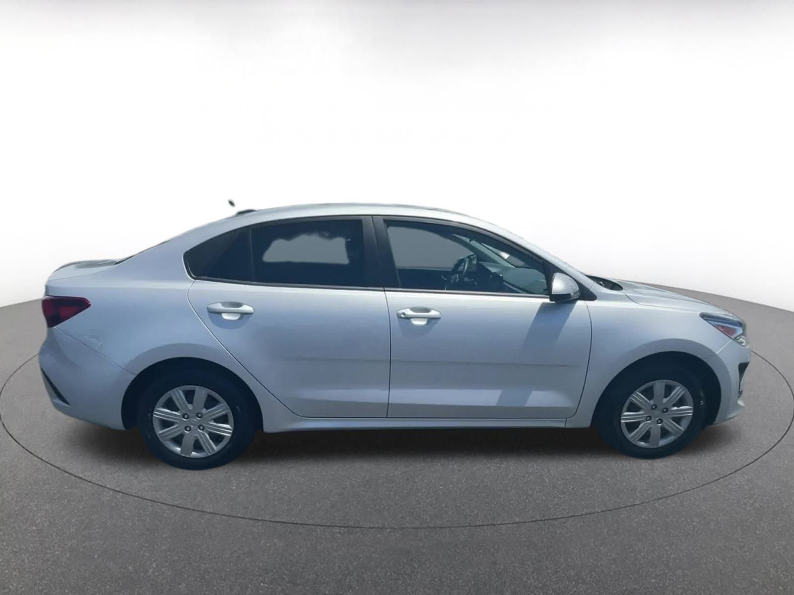 Thumbnail: 2023 Kia Rio - 16