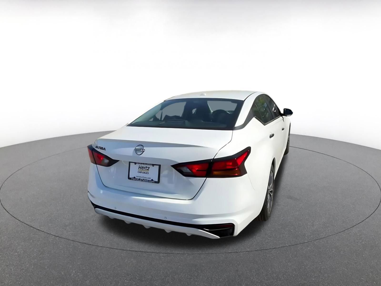 Thumbnail: 2025 Nissan Altima - 15