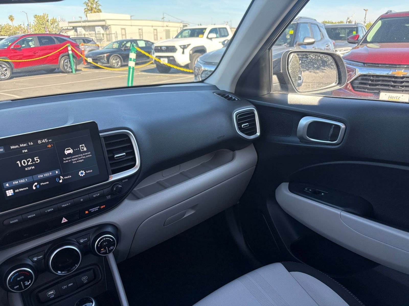 Thumbnail: 2025 Hyundai Venue - 35