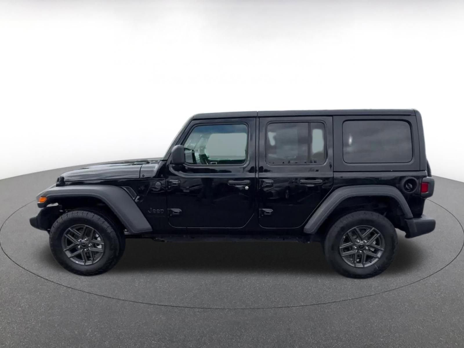 Thumbnail: 2025 Jeep Wrangler - 8