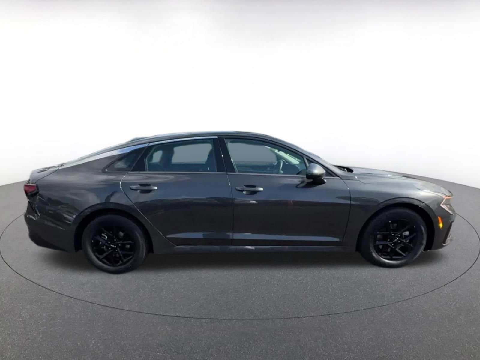 Thumbnail: 2025 Kia K5 - 16