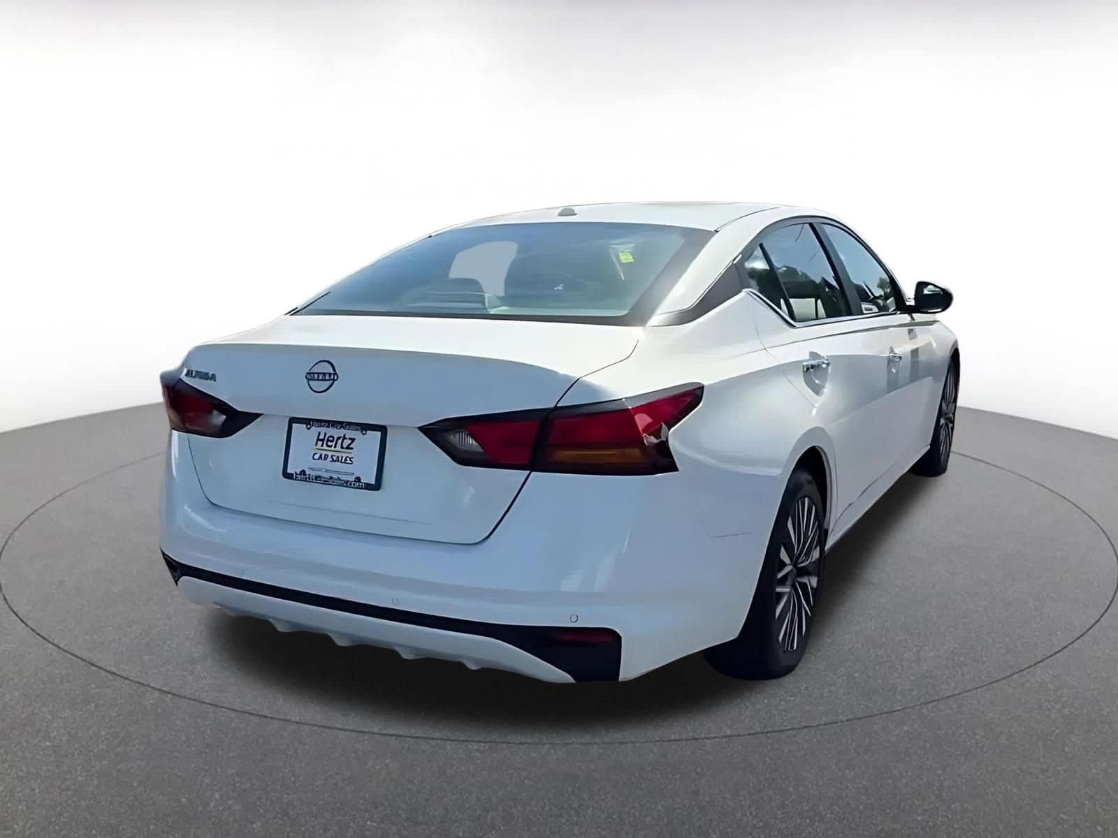 Thumbnail: 2025 Nissan Altima - 14