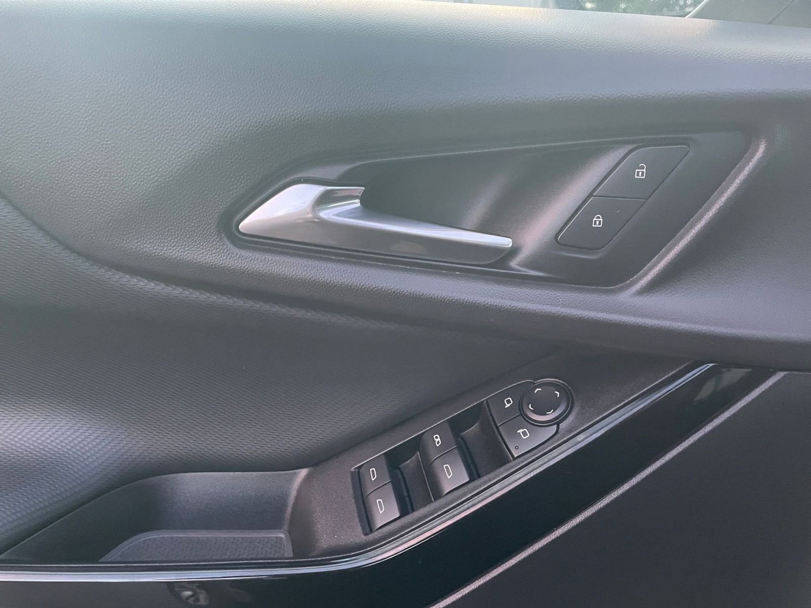 Thumbnail: 2025 Chevrolet Equinox - 20