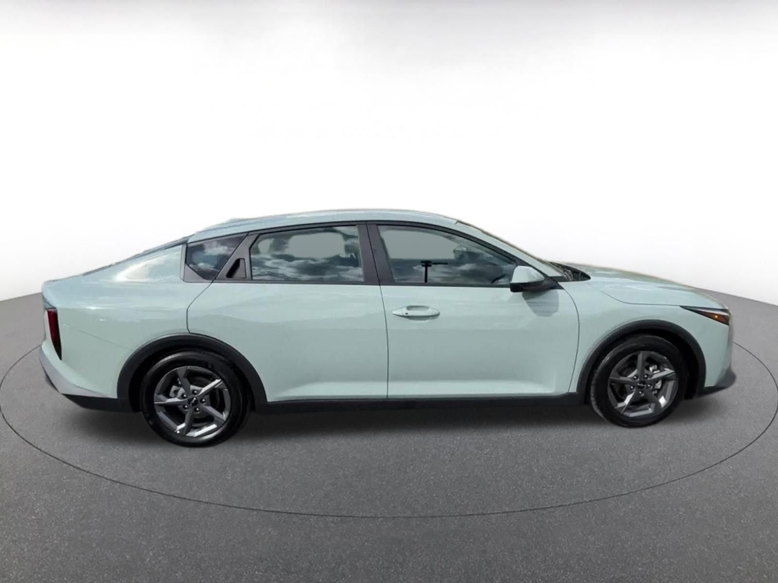 Thumbnail: 2025 Kia K4 - 16