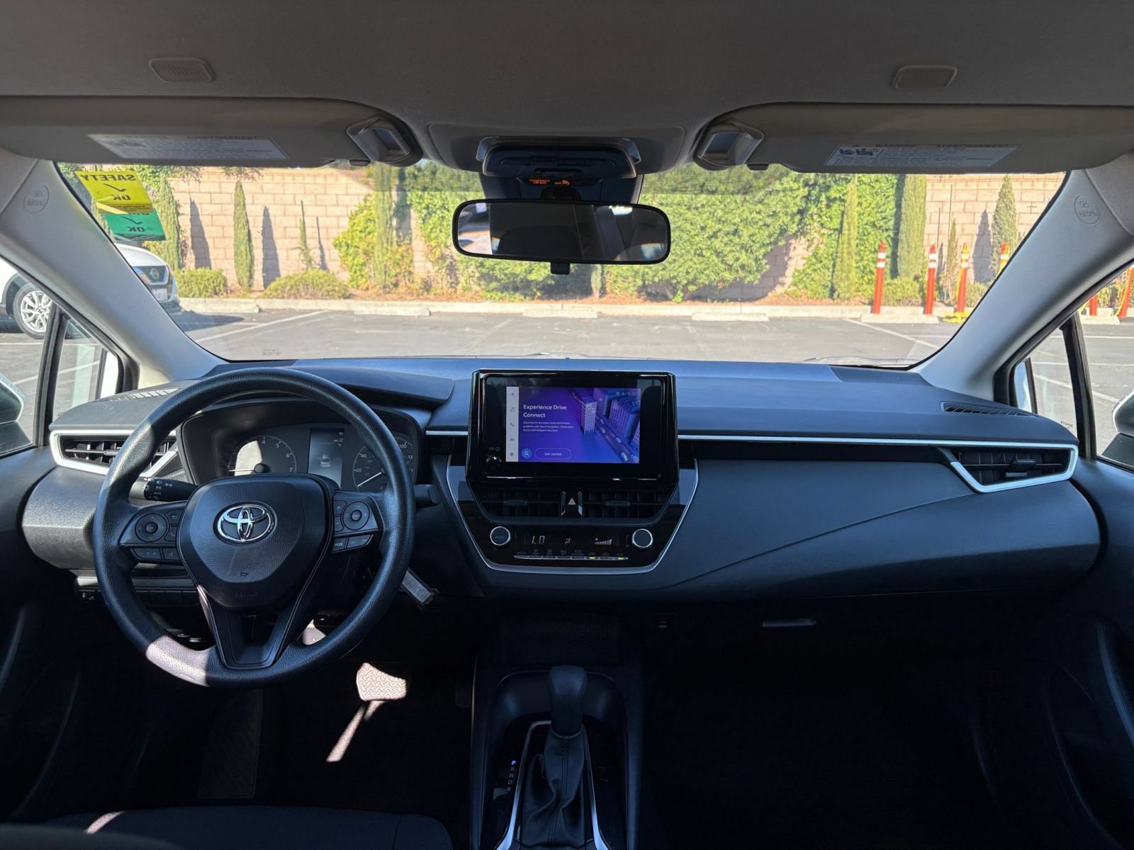 Thumbnail: 2025 Toyota Corolla - 32