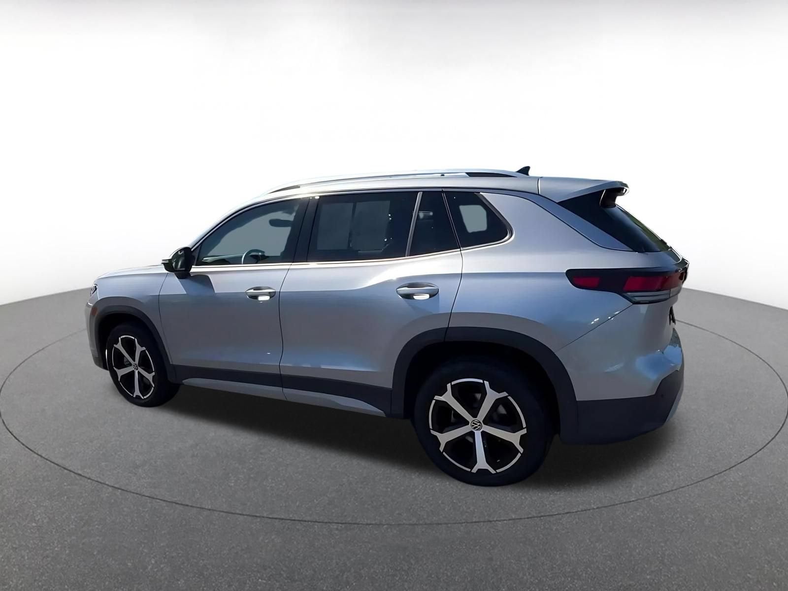 Thumbnail: 2026 Volkswagen Tiguan - 10