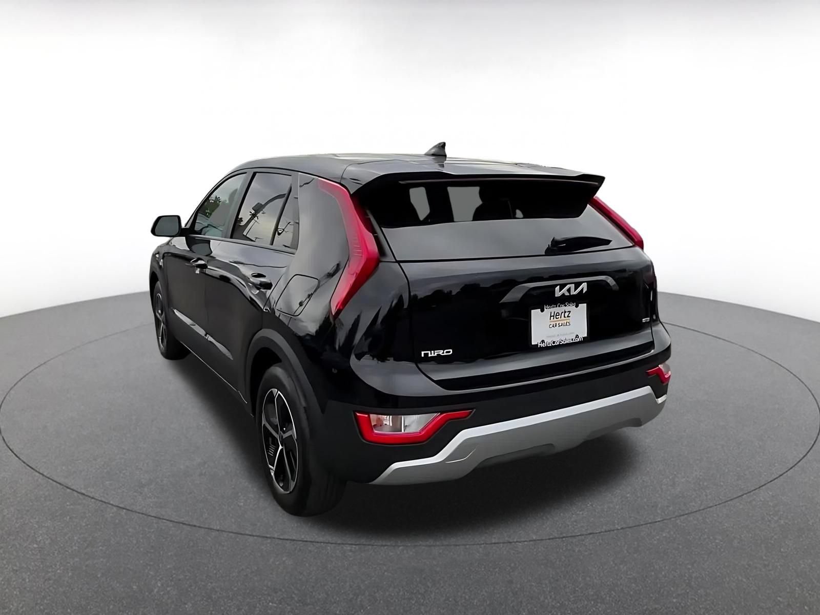 Thumbnail: 2026 Kia Niro - 11