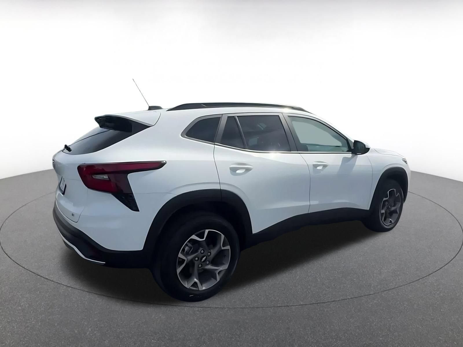 Thumbnail: 2025 Chevrolet Trax - 14
