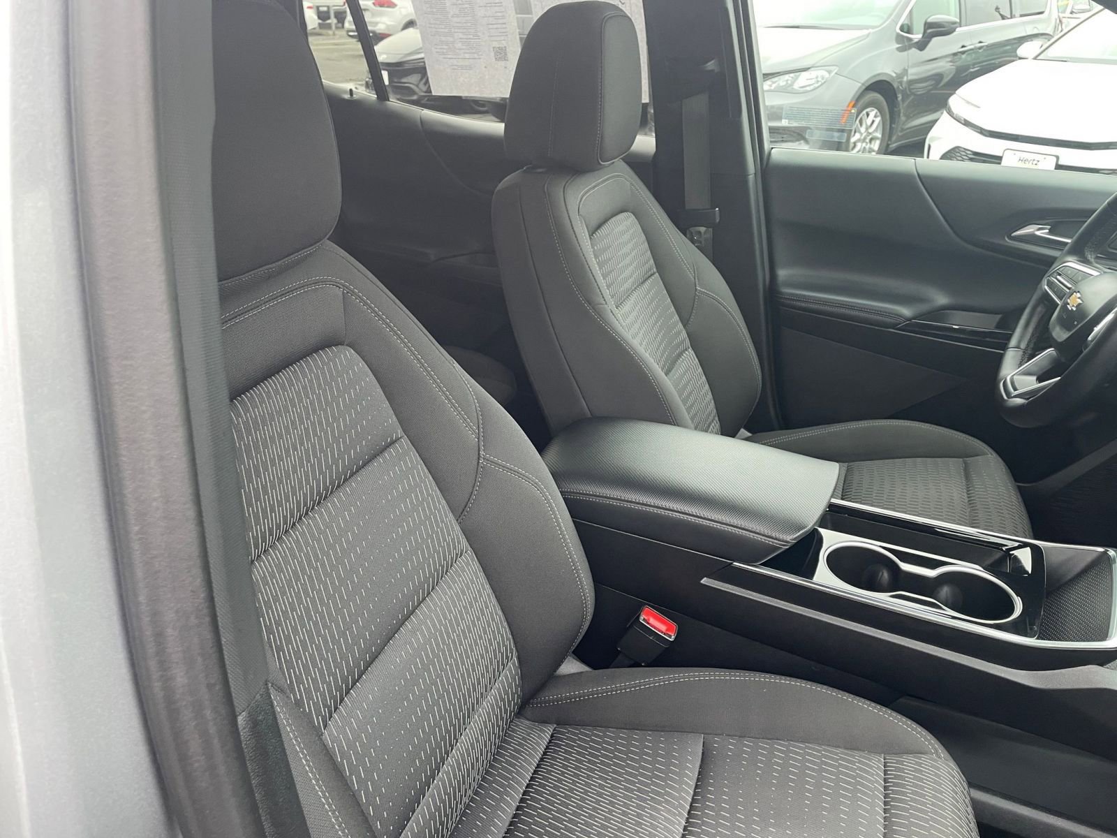 Thumbnail: 2025 Chevrolet Equinox - 30