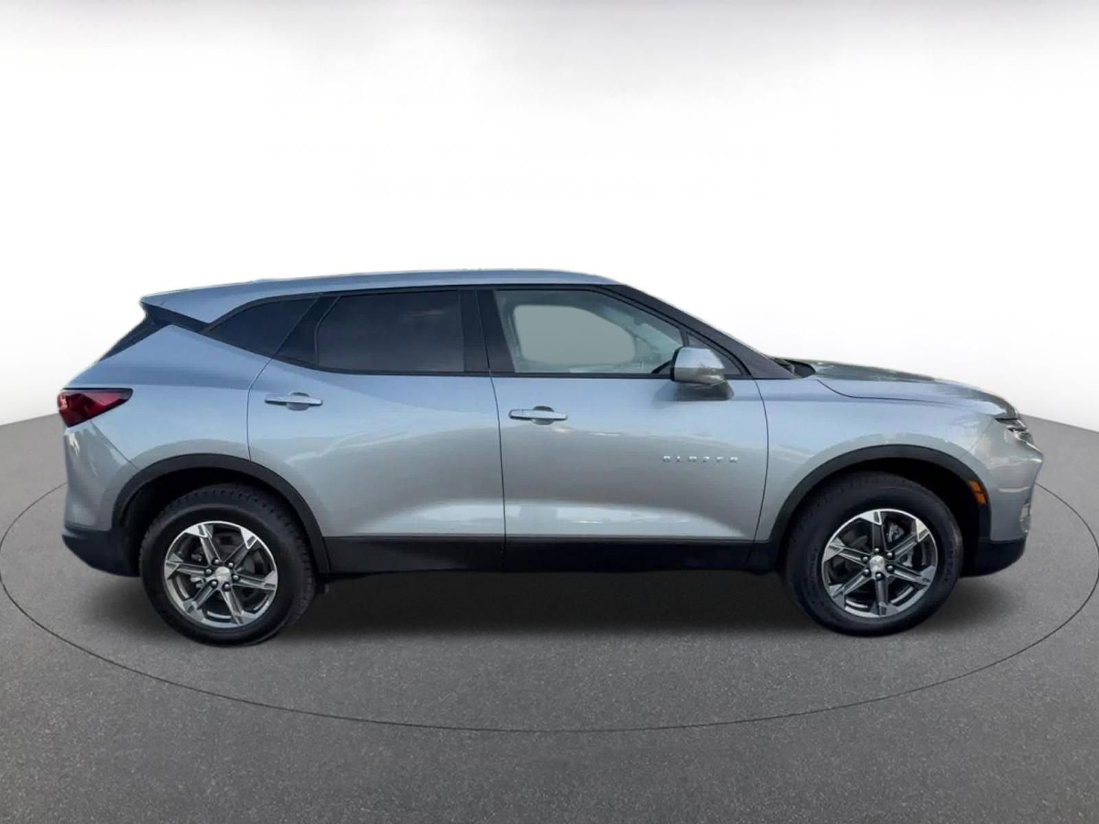 Thumbnail: 2025 Chevrolet Blazer - 16