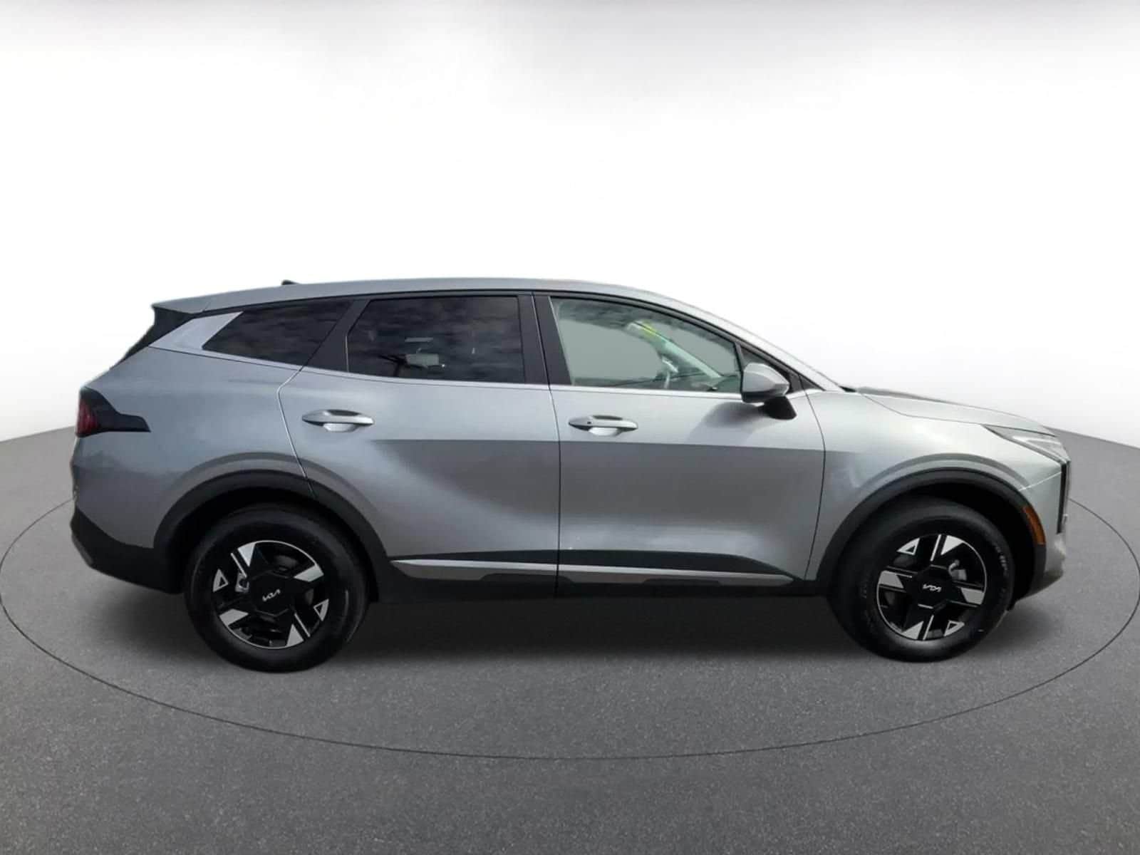 Thumbnail: 2026 Kia Sportage - 13