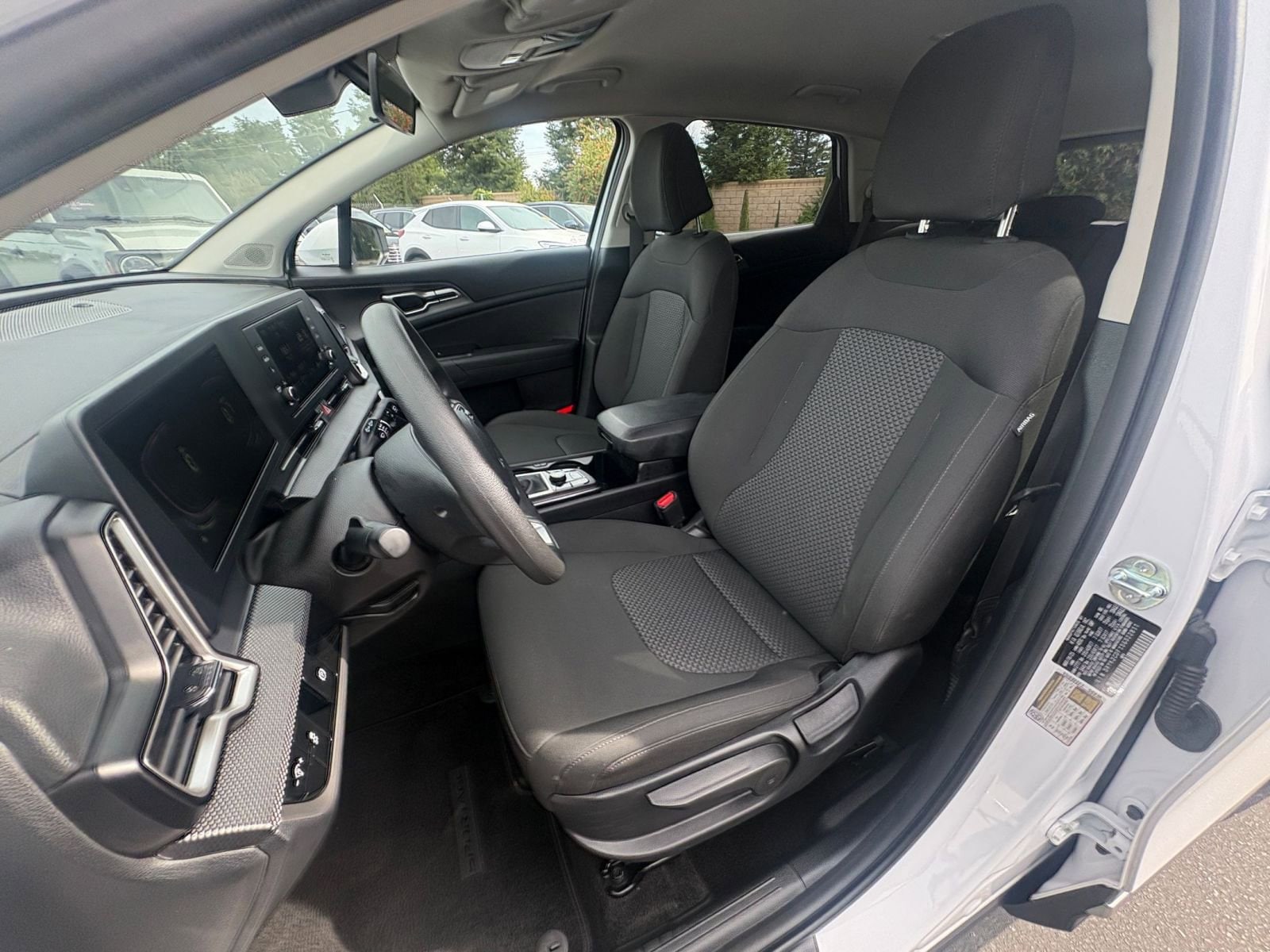 Thumbnail: 2025 Kia Sportage - 35