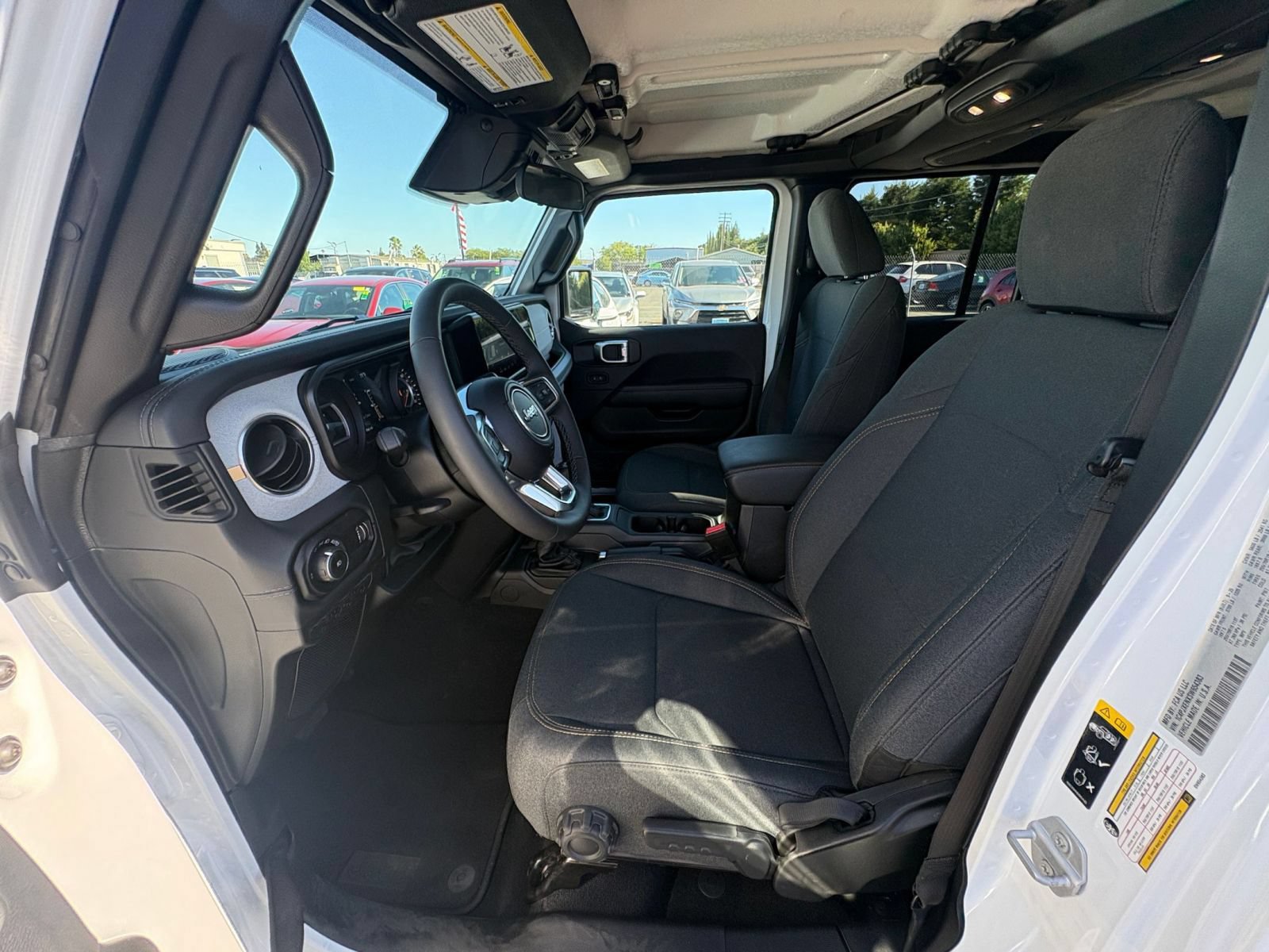 Thumbnail: 2025 Jeep Wrangler - 27