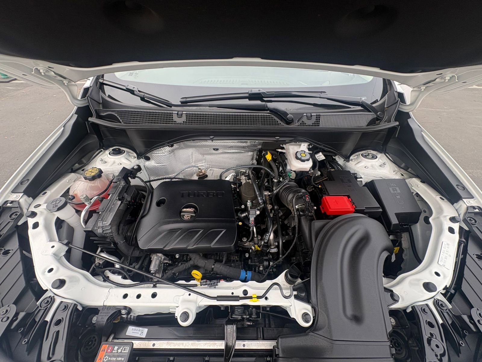 Thumbnail: 2025 Buick Encore GX - 31