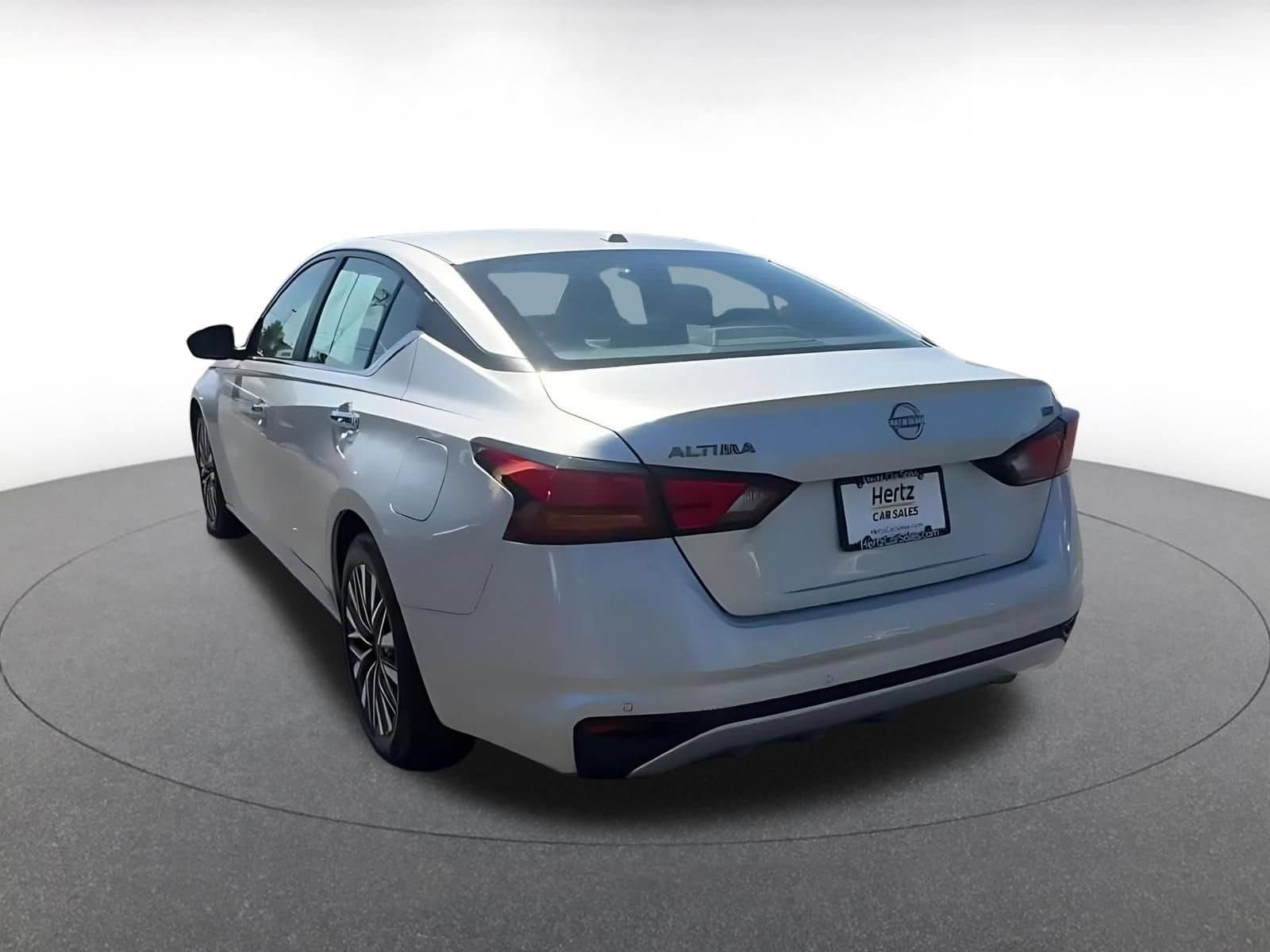 Thumbnail: 2024 Nissan Altima - 11
