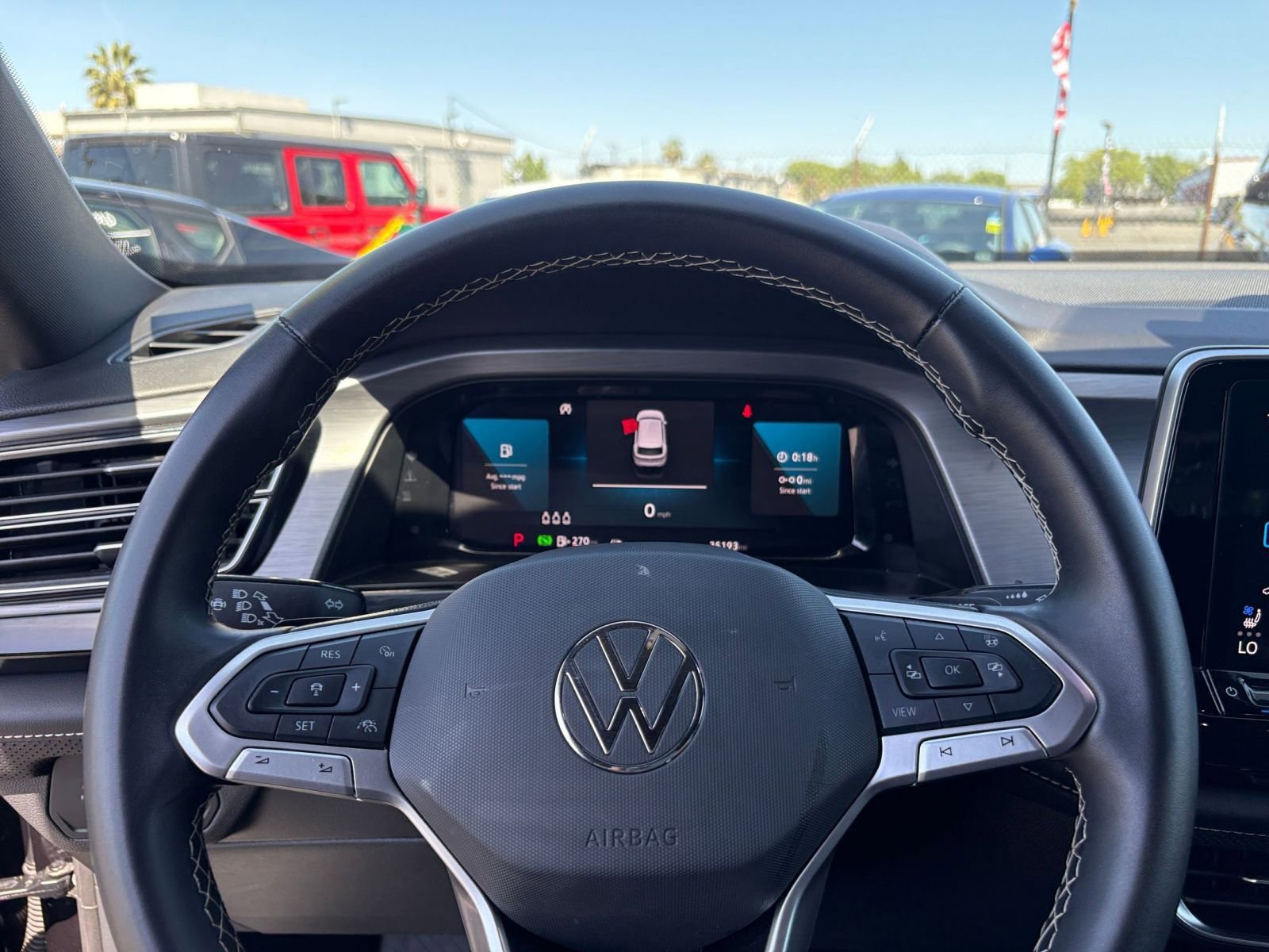 Thumbnail: 2025 Volkswagen Atlas - 31