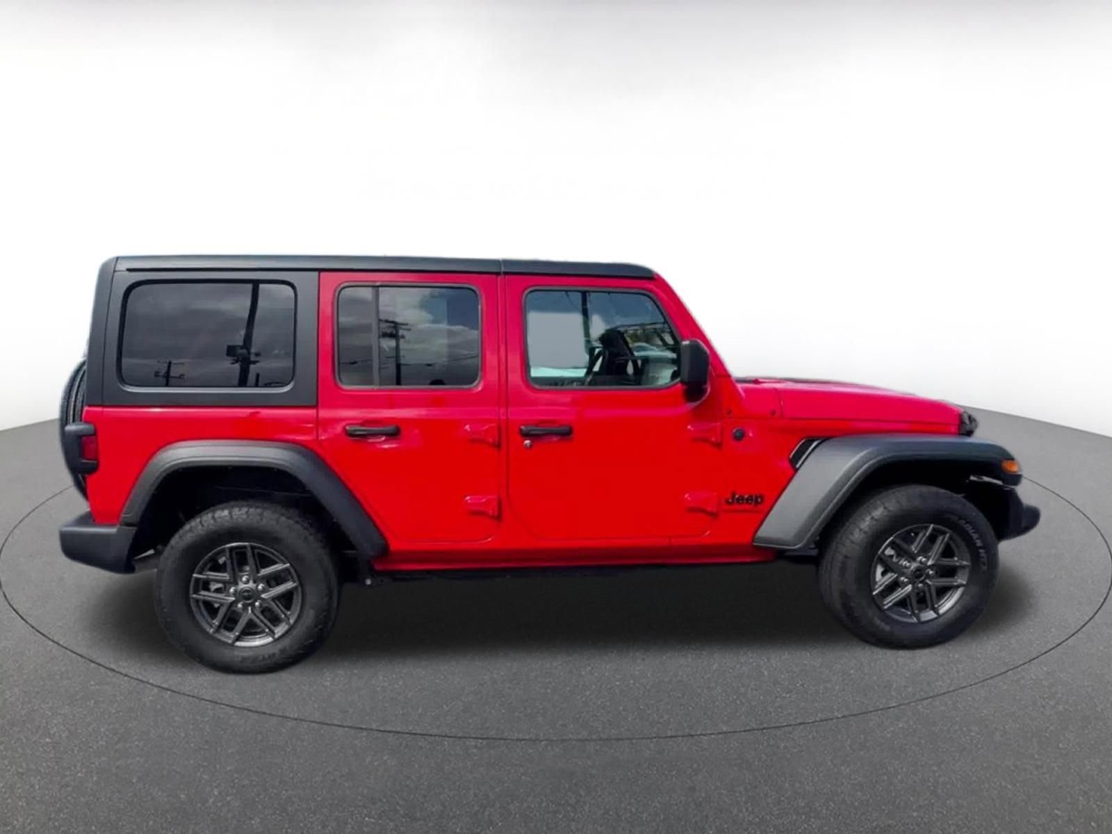 Thumbnail: 2025 Jeep Wrangler - 16