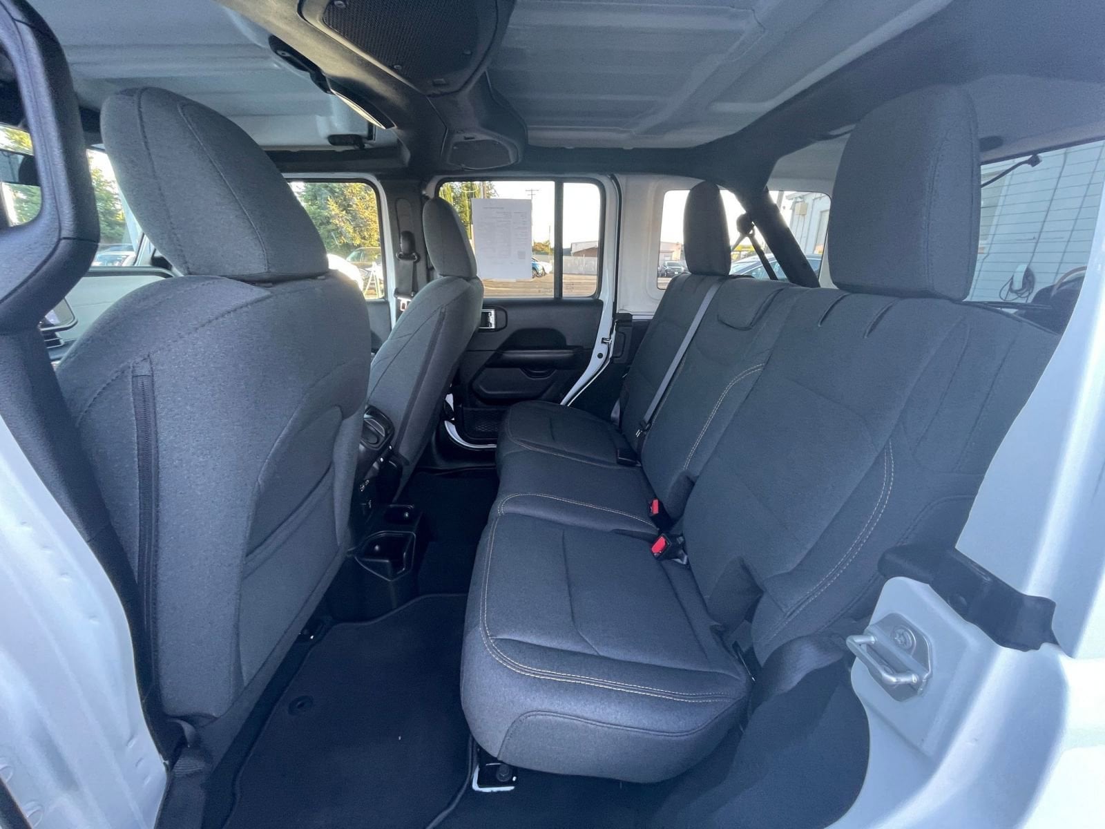 Thumbnail: 2025 Jeep Wrangler - 25