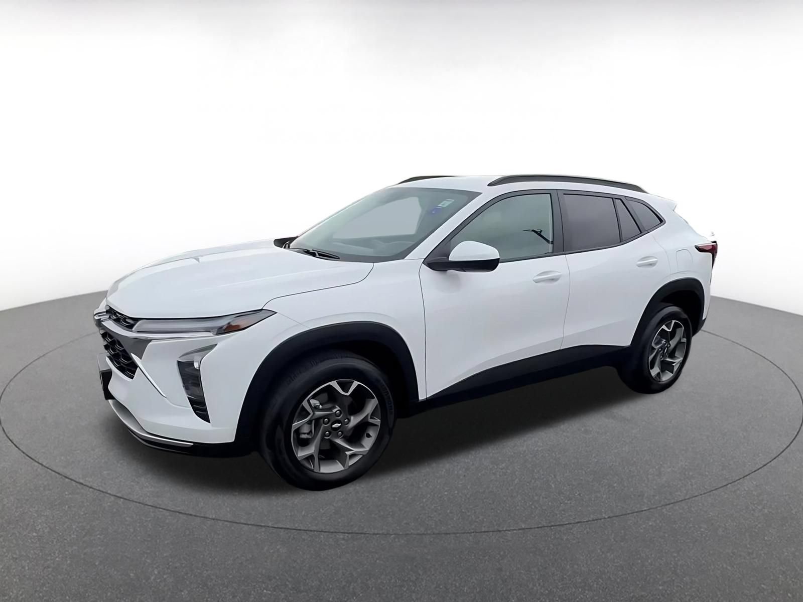 Thumbnail: 2025 Chevrolet Trax - 8