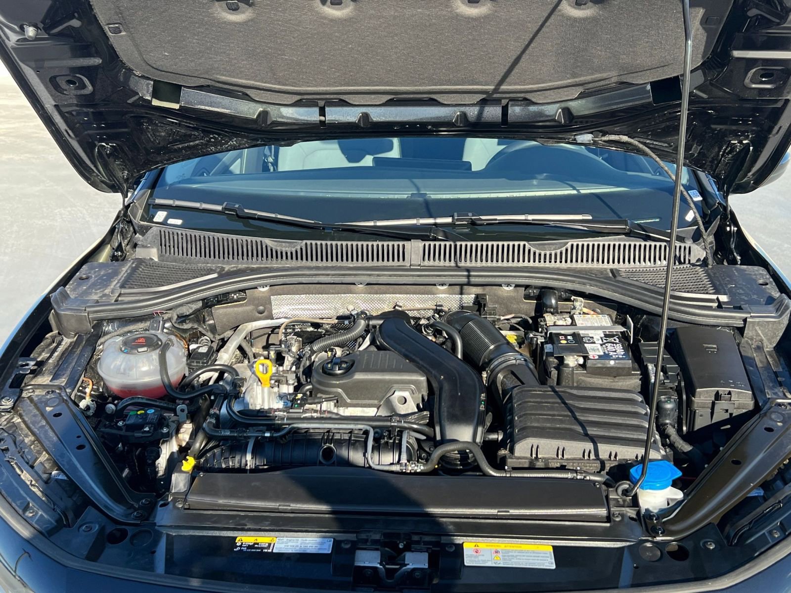 Thumbnail: 2025 Volkswagen Jetta - 31